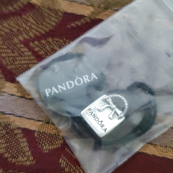 Pandora love to shop bag charm with bow 925 all my pandoras are from pandora - Picture 5 of 12